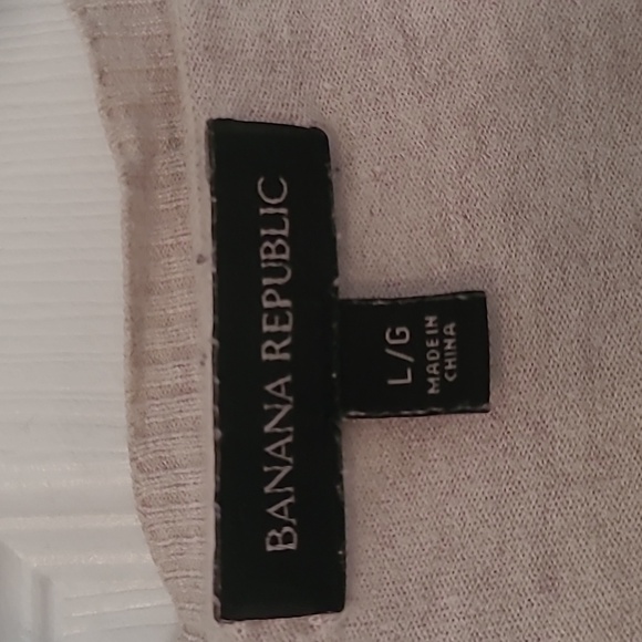 Banana Republic Beige Cardi - Picture 3 of 3